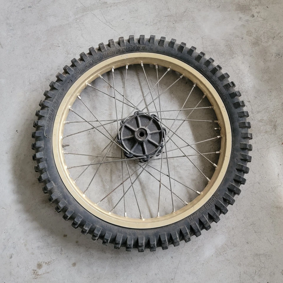 1986 YAMAHA YZ125 YZ250 YZ490 FRONT WHEEL - Image 1 of 1