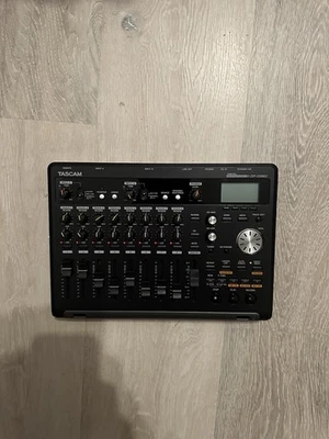 Multitraccia TASCAM DP-03SD Multitraccia Digitale - Imagen 1 de 4