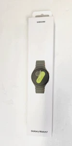 Samsung Galaxy Watch 7 40mm Green WIFI Bluetooth New Sealed - Picture 1 of 4