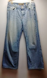 BKE Tyler Relaxed Fit Jeans Men 38x32 Blue Denim Distressed Frayed Hem - Picture 1 of 8