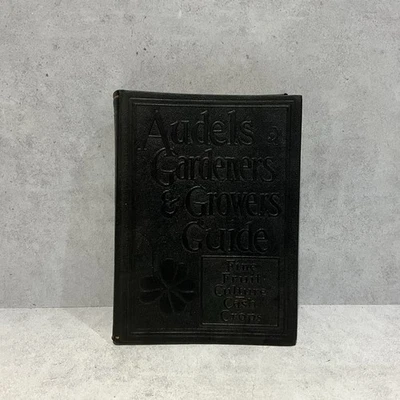 1928 Audels Gardeners And Growers Guide Volume 3 - Image 1 of 4