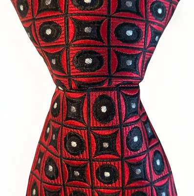 Corbata Roberto Villini Couture 100 % seda roja con geométrica negra usada en excelente estado Foto 1 de 4