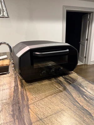 Духовка для пиццы электрическая Ooni Volt 12 для помещений и улицы - Изображение 1 из 4