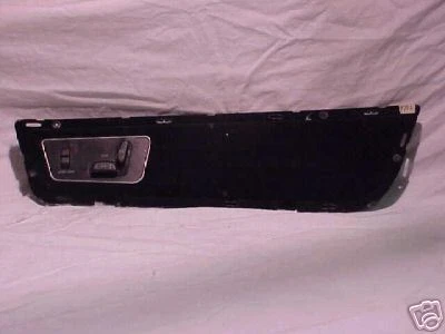 INTERRUPTOR DE BLOQUEO ELÉCTRICO E ASIENTO ELÉCTRICO LINCOLN MARK VII 84-92 con ALMOHADILLA DE PUERTA PASAJERO DERECHO Foto 1 de 1