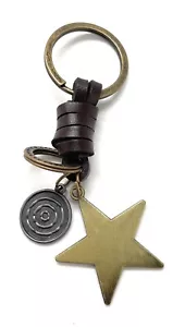 Vintage Messing Stern Schlüsselanhänger mit Lederband Retro Western Style Schlüsselring Geschenk - Bild 1 von 4