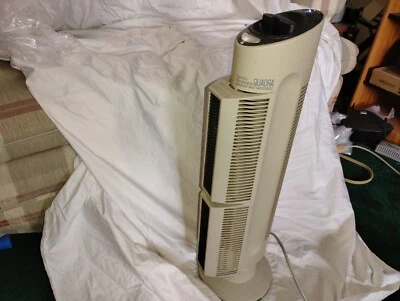 Sharper Image Ionic Breeze Quadra Silent Air Purifier Model S1637 with Ozone Gua - Image 1 of 2