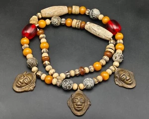 Maravilloso Collar Cara de Bronce con Cuentas de Piedra de Vidrio Multicolor #CP884 - Imagen 1 de 6