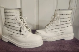 RARE Dr. Martens 1460 Mono White Leather Boots X For Those Who Sin Barbed Boot - Bild 1 von 24
