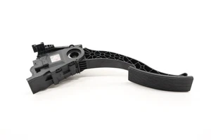 Mercedes CLA250 C117 2014-2019 acelerador acelerador pedal de gasolina OEM A2463001404 - Imagen 1 de 12