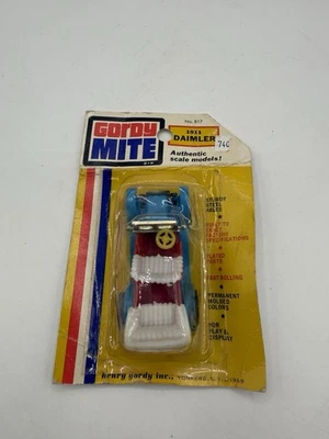 Coche de plástico Henry Gordy vintage raro en paquete Mini Mite 1911 Daimler 1969 #817 Foto 1 de 4