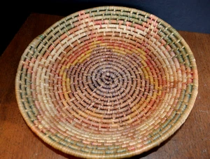 CESTA BOBINA MIMBRE TEJIDA A MANO DE COLECCIÓN REDONDA 13" BORDE LATERAL TRIBAL SUROESTE - Imagen 1 de 9