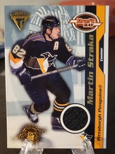 2000-01 Pacific Private Stock Titanium /1010 Martin Straka Jersey Relic Patch 88