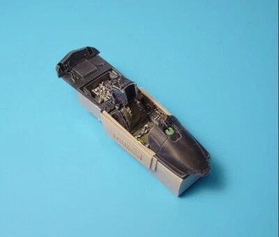 AIRES HOBBY MODELS 4211 - F/A-18C HORNET COCKPIT SET (HASEGAWA) - 1/48 RESIN KIT - Immagine 1 di 4