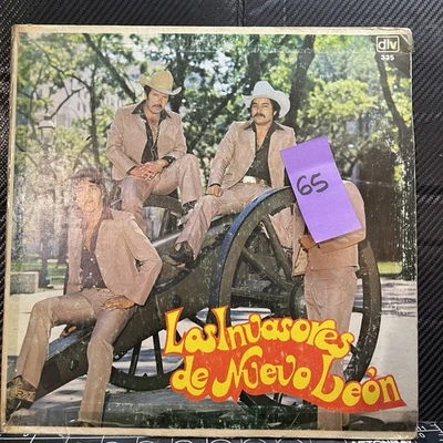 LOS INVASORES DE NUEVO LEON/ Ni Me Debes Ni Te Debo  /  MEXICO 12" LP  Norteño Foto 1 de 4
