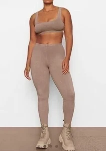 Skims Outdoor High Waist Leggings XS  - Bild 1 von 5