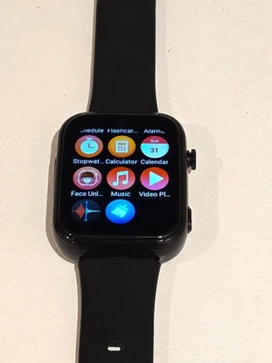 OKYUK T45 Kids 4G Smartwatch – Mint Condition, Wi-Fi, SIM, SOS, Video Call, App - Image 1 of 4