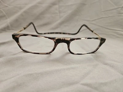 Clic Magnetic +1.50 Reading Glasses Amber - Image 1 of 4