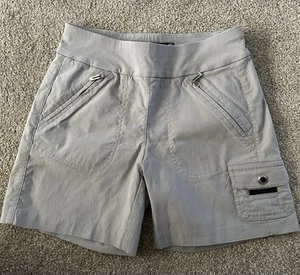 Jamie Sadock Golf Shorts Womens Gray Bermuda Shorts Zip Pockets Size 4 - Picture 1 of 3
