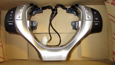 13 14 15 ALMOHADILLA AUDIO VOLANTE LEXUS GS450H 84250-30231-B0 Foto 1 de 4