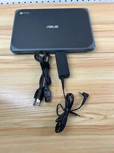 Asus C202SA-YS02 11.6" inch N3060 1.6GHz 4GB RAM 16GB SSD . Chromebook Used - Afbeelding 1 van 14
