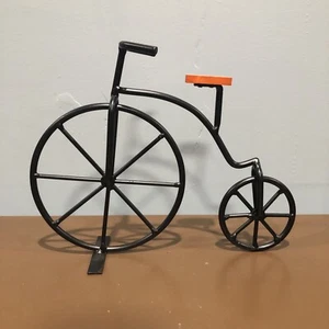 Vintage Metall Einrad Ständer Kunst Dekor Holz Sitz 10 Zoll lang x 8 Zoll hoch - Bild 1 von 4