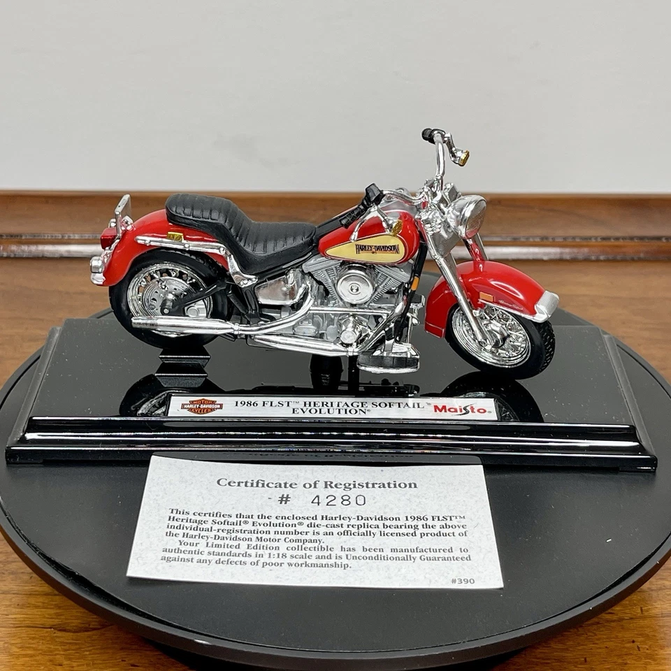 Harley Davidson Maisto edición limitada 1:18-1986 FLST Heritage Softail #08/2000 Foto 1 de 4