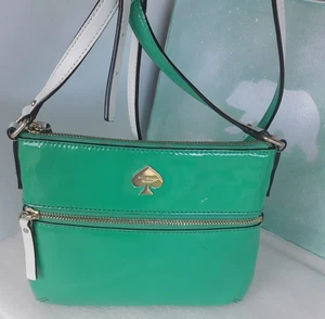 Kate Spade New York ~Green Patent Leather Crossbody Small Bag ~ Adjustable Strap - Picture 1 of 24