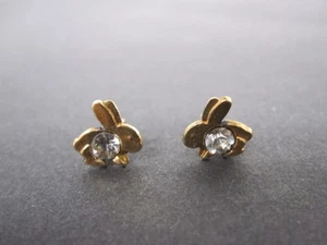 9ct Yellow Gold Bunny Stud Earrings With Clear Stone and Backs 0.37grams Gift - Picture 1 of 5