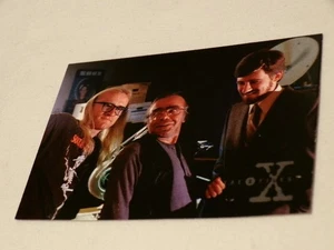 The X-Files Trading Card #08 ‘The Lone Gunmen’ – Season 2 By Topps 1996 – Used - Picture 1 of 3