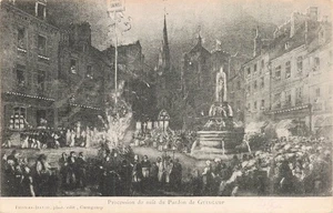 22 GUINGAMP NACHTPROZESSION DER VERGEBUNG VON GUINGAMP - Bild 1 von 2