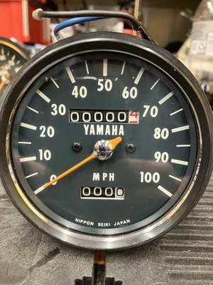 YAMAHA DT175 DT400 DT360 ENDURO 1974-76 0-100 SPEEDOMETER  438-83570-31-00  OEM - Image 1 of 4
