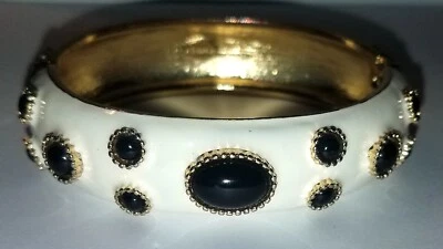 PULSERA FORNASH ESMALTE BLANCO IMITACIÓN BELLEZA DURMIENTE NEGRA JOYERÍA DE DISEÑO Foto 1 de 4