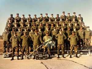 1982 Army Fort Leonard Wood Missouri 11x14 Photo Platoon D 43 BT 2 πREADπ - Picture 1 of 11