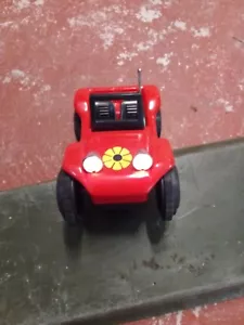 BEACH BUGGY 2 rosso e giallo TUMBLE LUNGO 18 CM FUNZIONANTI SI ACCENDONO I FARI - Foto 1 di 11