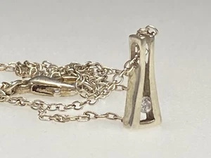 Vintage Sterling Silver Pendant Necklace 925 Jewellery Cubic Zirconia 2.45g - Picture 1 of 5