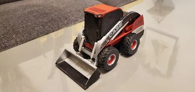Ertl Case Red Power SV250 Skid Steer Loader Diecast 1/16 Scale - Image 1 of 4