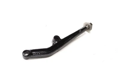 Soporte de brazo de montaje trasero derecho parachoques MG MGA 1500 1600 original restaurado Foto 1 de 4