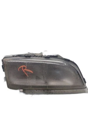 Кабриолет для правой пассажирской фары подходит для 98-02 VOLVO 70 SERIES 1161111 - Изображение 1 из 4