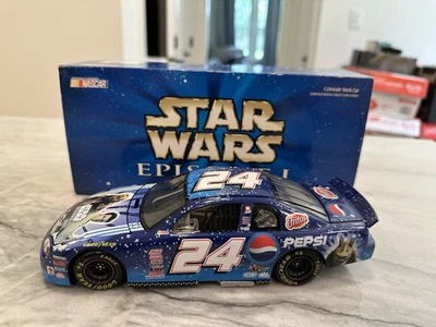 Jeff Gordon 1999 Star Wars Pepsi Episodio 1 Nascar 1/24 Diecast Chevy #24 Acción Foto 1 de 4