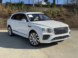 2024 Bentley Bentayga EWB Mulliner - Picture 1 of 40