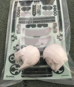 Axial AX31040 Y-480 Helmet Set Yeti XL Crawler 1/10 RC AX90032 / AX90038 White - Picture 1 of 1