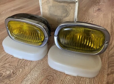 LUCES ANTINIEBLA RARAS VAZ LADA VOLGA FAROS ANTINIEBLA RETRO VINTAGE JUEGO ORIGINAL Foto 1 de 4