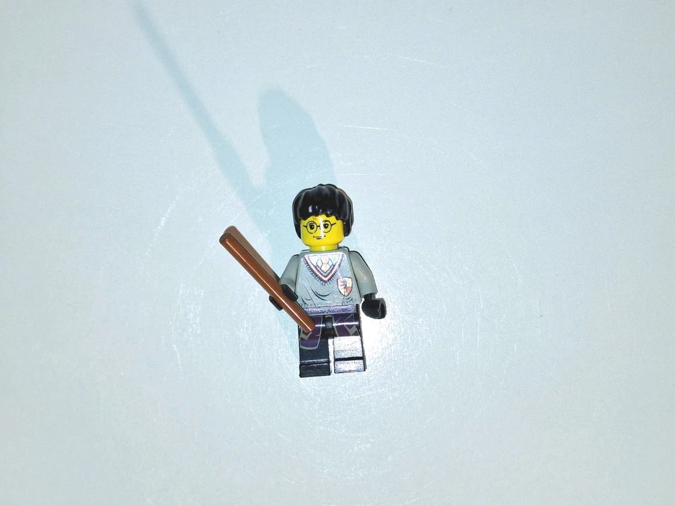 Lego Harry Potter Minifigure. Excellent Used Cond. No Original Packaging. - Image 1 of 4