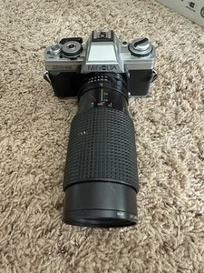 Minolta XG-M 35mm SLR Film Camera With 50-200 mm lens NOT TESTED for Parts - Picture 1 of 4