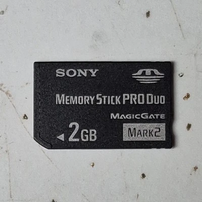 Genuine SONY 2GB Sony PSP Memory Stick Pro Duo Mark 2 Memory Card Cybershot PSP - Image 1 of 2