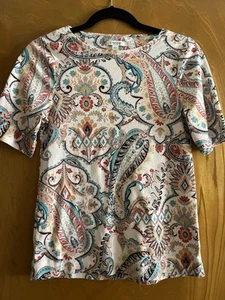 Chico's Colorful Paisley T Shirt Women 100% Cotton Short Sleeve Size 0 Small - Picture 1 of 7