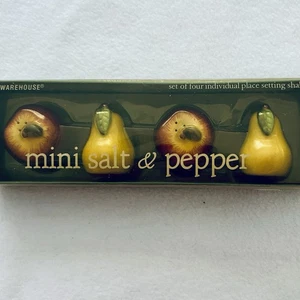 Boston Warehouse Vintage Apple And Pear Salt and Pepper Shakers 75855 Fruit - Picture 1 of 3