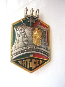 ANCIEN INSIGNE GENIE LEGION ETRANGERE 6° REG OPEX BATGEN 1 KOSOVO 06/1999 LR PAR - Picture 1 of 2