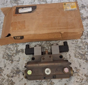 Valvola di controllo pompa idraulica CAT 273-5510 CATerpillar 2735510 OEM 623H 623K 140M - Foto 1 di 18