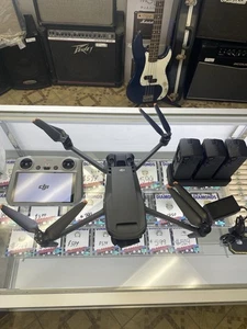 DJI Mavic 3 Classic Camera Drone With Remote Control - Picture 1 of 12